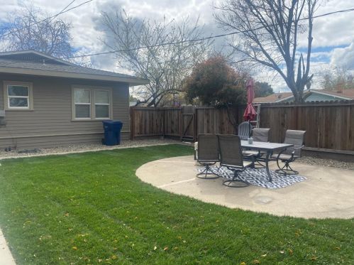 495 Florence St, Turlock CA  95380-4706 exterior