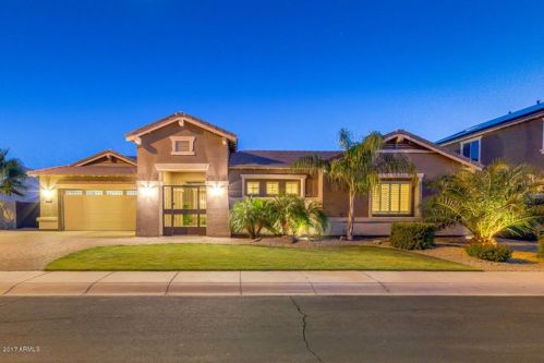 3147 Athena Ct, Gilbert, AZ 85297-8112