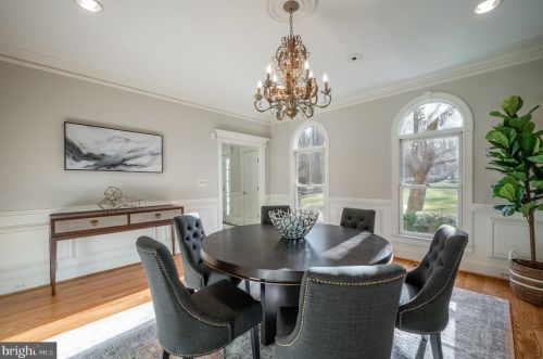 281 Golden Woods Ct, Great Falls VA  22066-4152 exterior