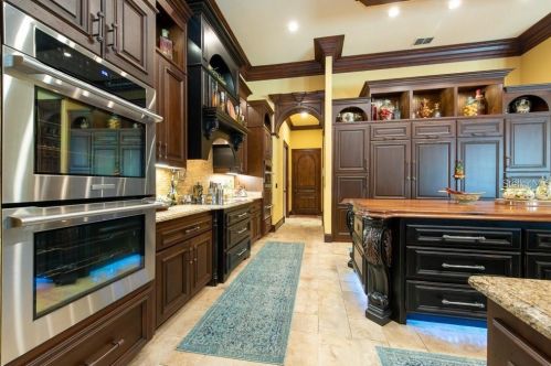 2014 Pioneer Dr, Lakeland FL  33809-4995 exterior