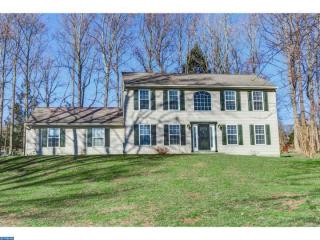 112 Ruthland Ave, Romansville, PA 19320-1722