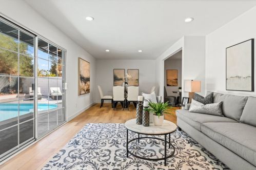 7746 Nagle Ave, North Hollywood, CA 91605-1731