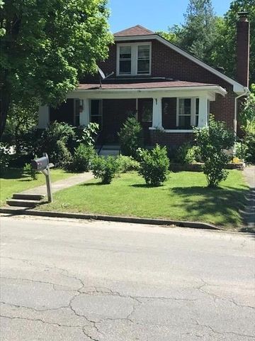 404 Powell Ave, Berea, KY 40403-1233