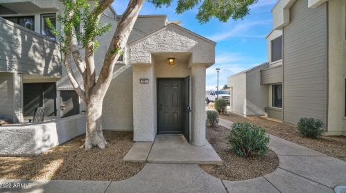 9427 59th Ave, Glendale, AZ 85302-3049