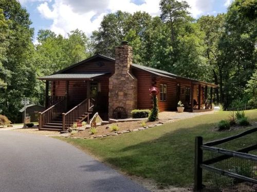 109 Walnut Rd, Danville, VA 24541-7014
