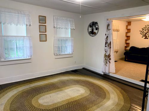 552 2nd Nh Tpke, Hillsboro NH  03244-4615 exterior