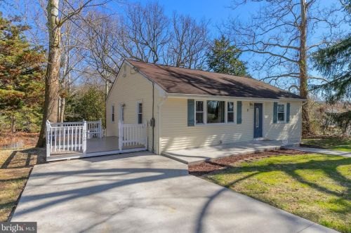 5 Andaloro Way, West Deptford, NJ 08093-1639