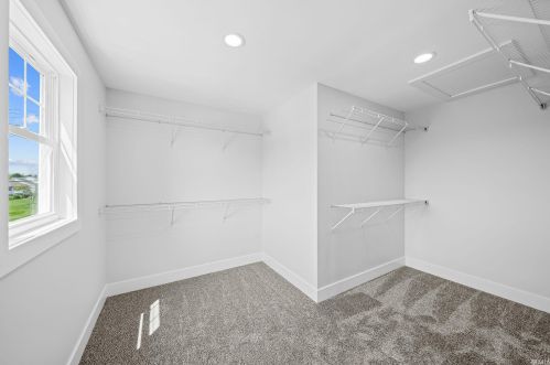 1108 Beacon Dr, Mishawaka IN  46544-6288 exterior