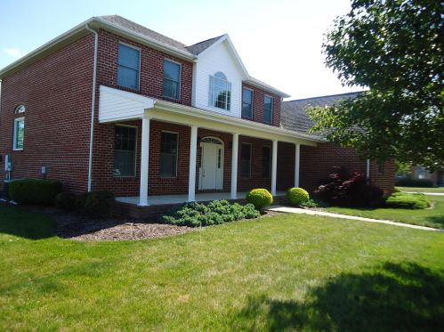 1690 Courtney Dr, Washington Ch, OH 43160-8914