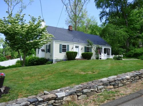 12 Baldwin Hill Rd, Brookfield Center, CT 06804-1117
