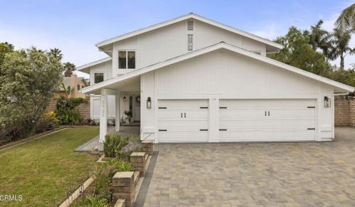 1121 Port Cir, Oxnard CA  93035-2212 exterior