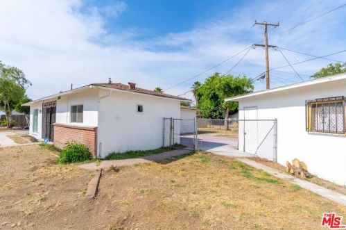 708 Weber Ave, Fresno CA  93728-2938 exterior