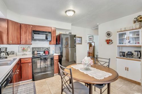 3472 Gramercy Ave, Ogden, UT 84403-1149