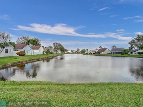 7725 Mansfield Hollow Rd, Delray Beach FL  33446-3375 exterior