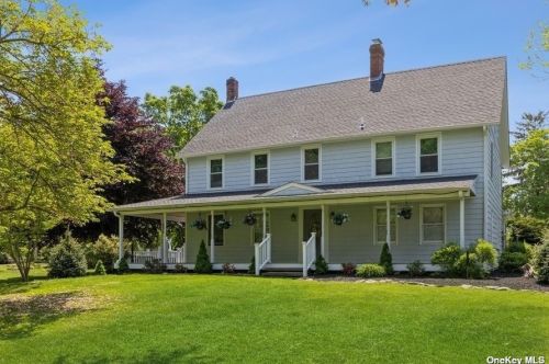 3650 Eugenes Rd, Nassau Point, NY 11935-2104