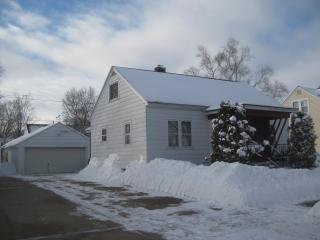 918 4th Ave, Wausau, WI 54401-2825
