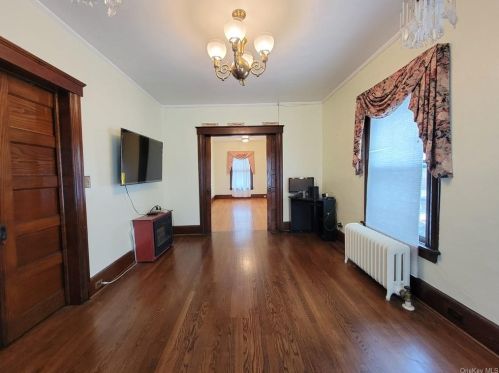 156 Prospect Ave, Middletown NY  10940-3941 exterior