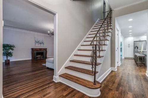5820 Wilkins Ave, Pittsburgh, PA 15217-1246