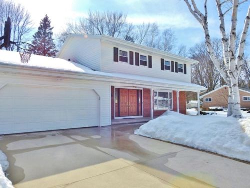 2003 Granger Rd, Manitowoc WI  54220-1713 exterior