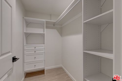 1751 Cabrillo Ave, Torrance CA  90501-3625 exterior