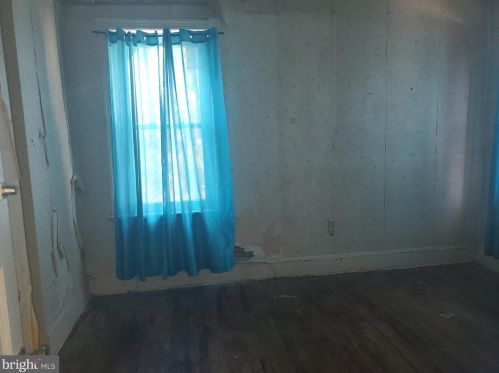 1221 Prospect St, Trenton NJ 08638-4817 exterior