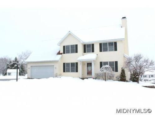 9507 Sunrise Dr, Paris, NY 13456-3118