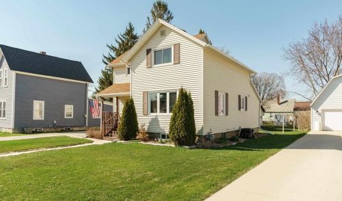 628 Franklin St, Waupun WI  53963-1515 exterior