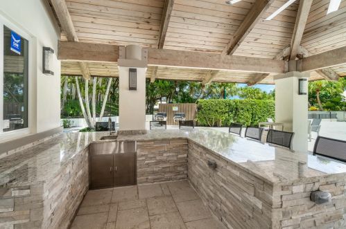 5310 Boca Marina Cir, Boca Raton FL 33487-5221 exterior