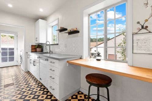 4976 Collis Ave, South Pasadena CA  91030-4002 exterior
