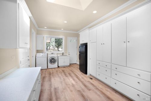 4933 Harville Rd, Santa Rosa CA  95409 exterior