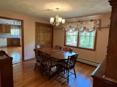 7 Hawthorne Rd, Coventry RI 02816-7630 exterior