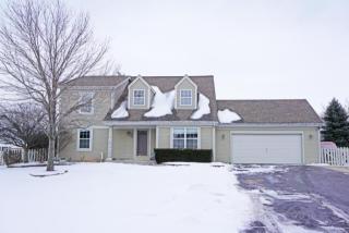 194 Cramer Ave, Dousman, WI 53118-9384