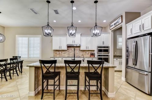 3047 Derringer Way, Gilbert AZ 85297-7889 exterior