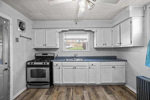 1415 Myrtle Ave, New Brighton PA  15066-1234 exterior