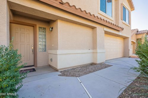 1635 Leslie Ave, San Tan Valley, AZ 85140-4075
