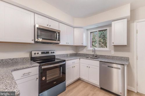 403 Spruce Cir, Lansdale, PA 19446-6021