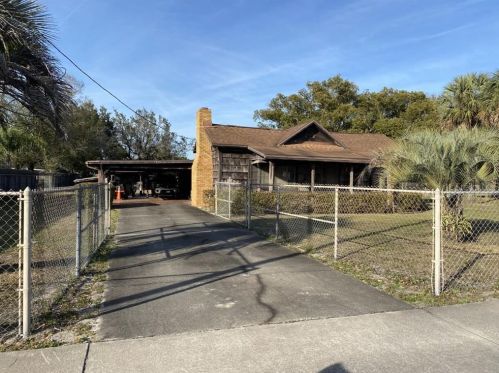 8215 Millinockett Ln, Orlando, FL 32825-5216