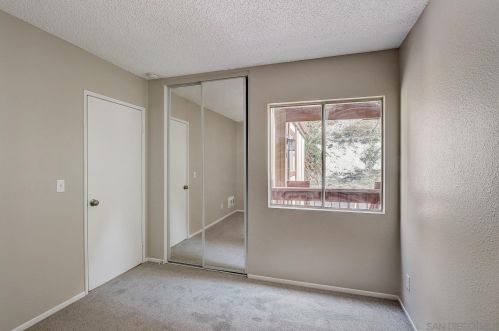 5472 Adobe Falls Rd, San Diego CA 92120-4490 exterior