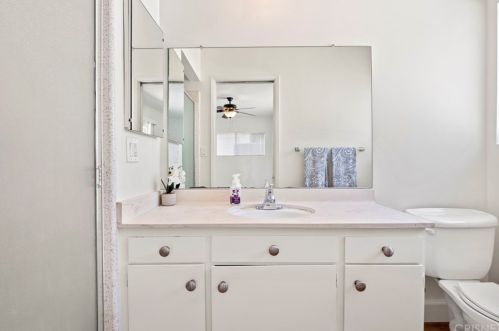 3653 El Caminito, Glendale CA 91214-1716 exterior