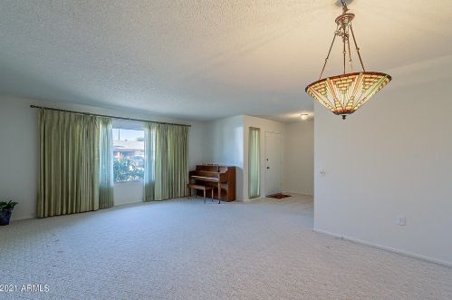 13223 Hyacinth Dr, Sun City, AZ 85375-4951