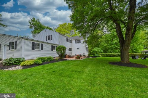 112 Shady Ln, Lansdale PA  19446-1415 exterior