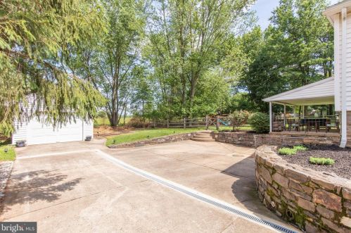 244 Park Rd, Prospectville PA  19002-1121 exterior