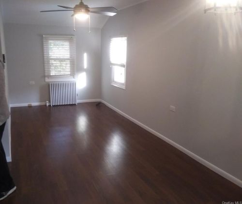 149 Pleasantville Rd, Pleasantville NY  10570-2707 exterior