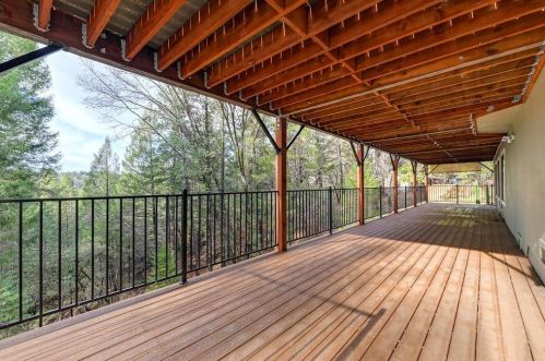 6184 Green Ridge Dr, Michigan Bluff CA  95631-9653 exterior