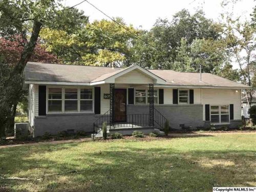 605 Walton Dr, Madison, AL 35758-1131