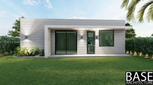 4550 7th Ave, Hialeah, FL 33013-2327