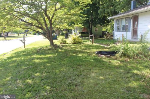 242 Dogwood Dr, Magnolia, DE 19962-1603