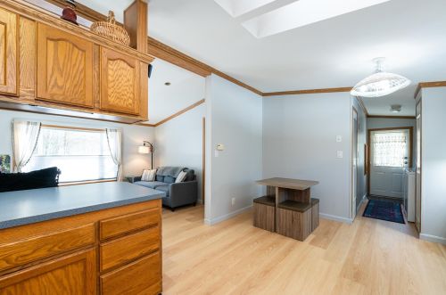 16 Saddle Back Cir, Ellsworth NH  03223-4748 exterior