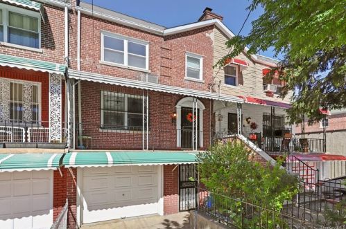 2941 Fenton Ave, Bronx, NY 10469-5505