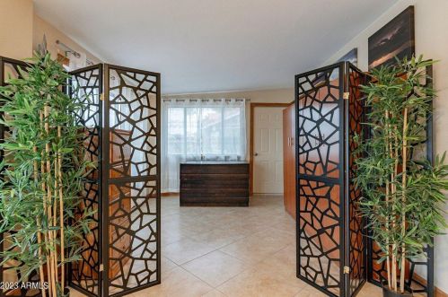 15951 Thistle Dr, Scottsdale AZ 85268-4348 exterior